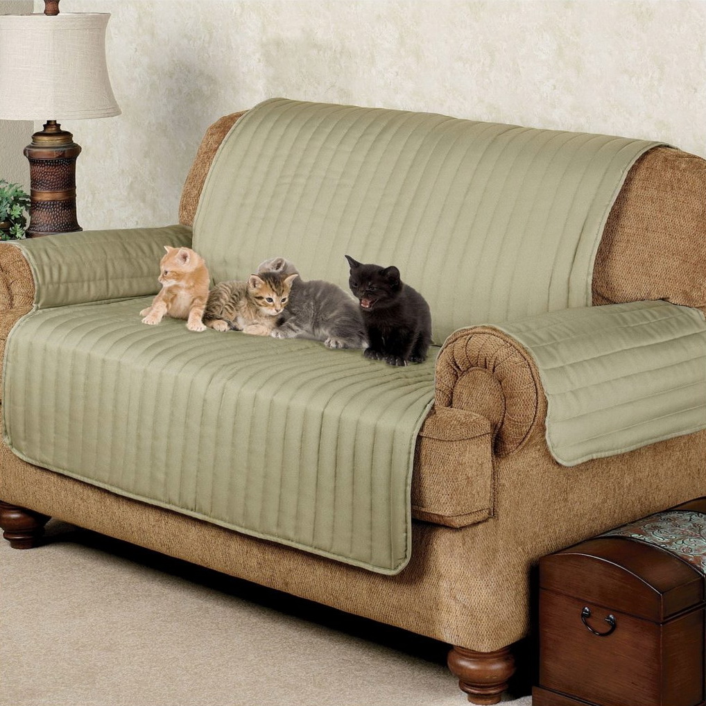 Чехол на диван от кошек